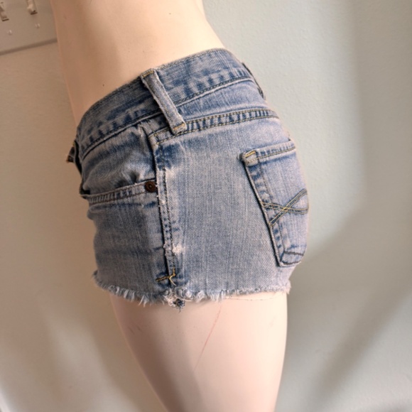 Abercrombie & Fitch Jean shorts - Picture 7 of 9